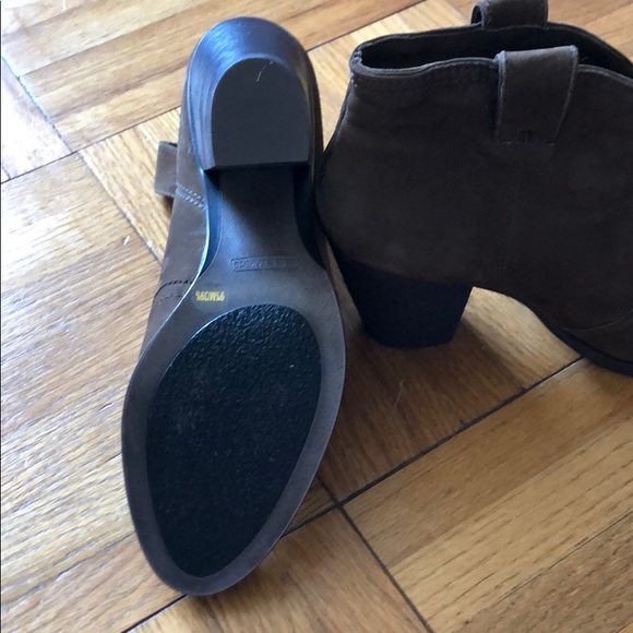 Booties - Picture 4 of 4